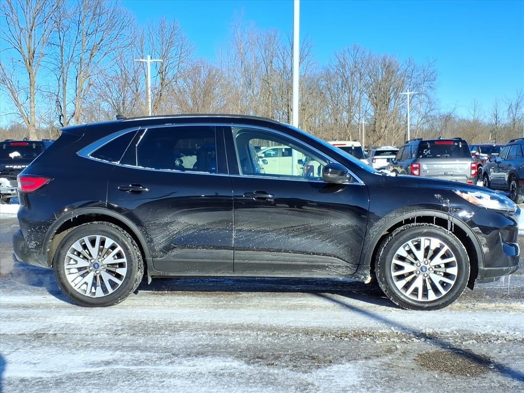 2020 Ford Escape Titanium