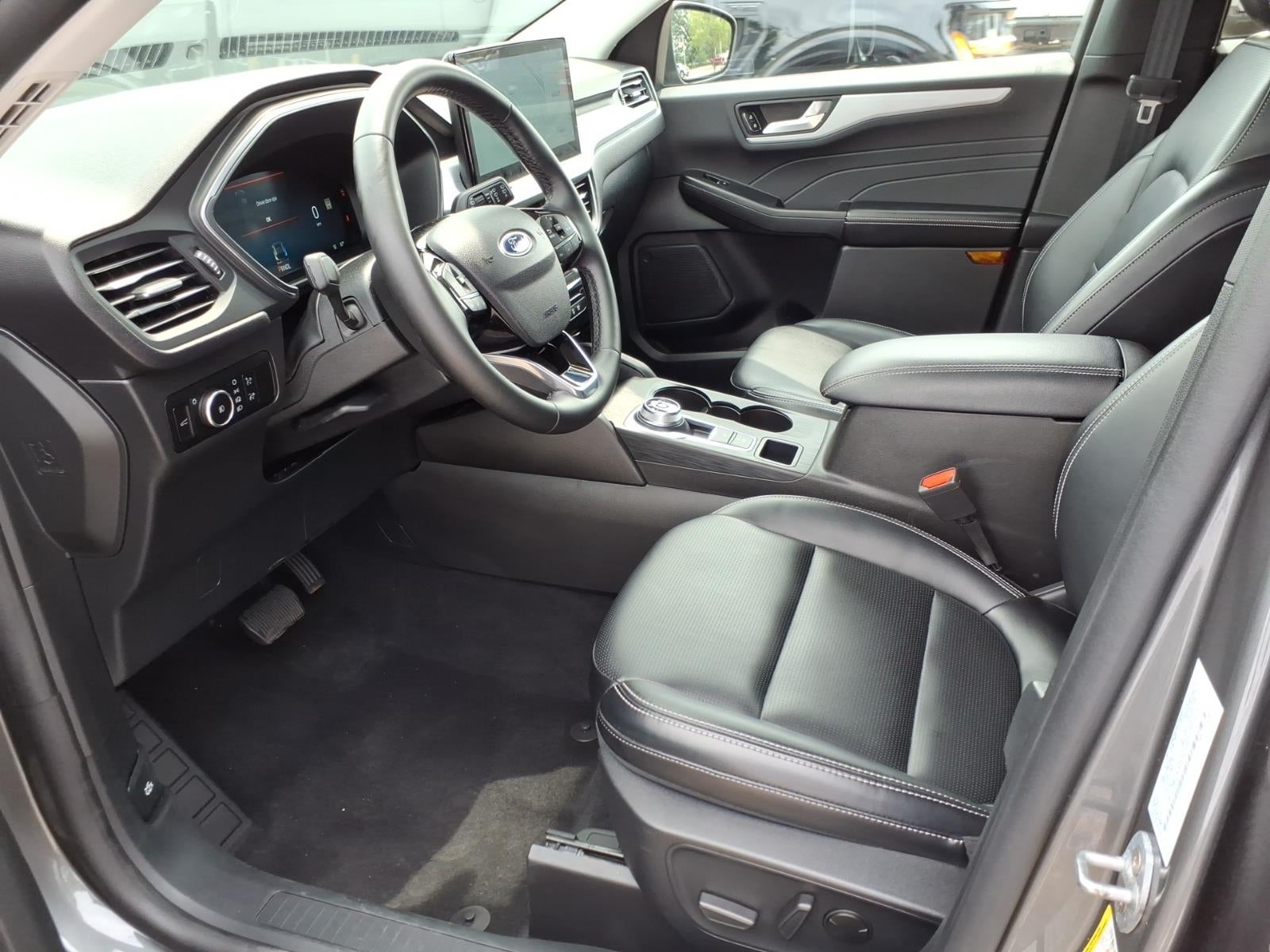 2025 Ford Escape Platinum