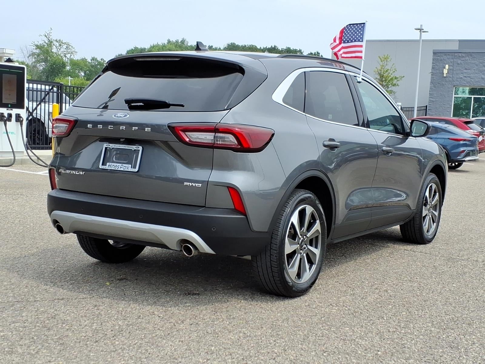 2025 Ford Escape Platinum