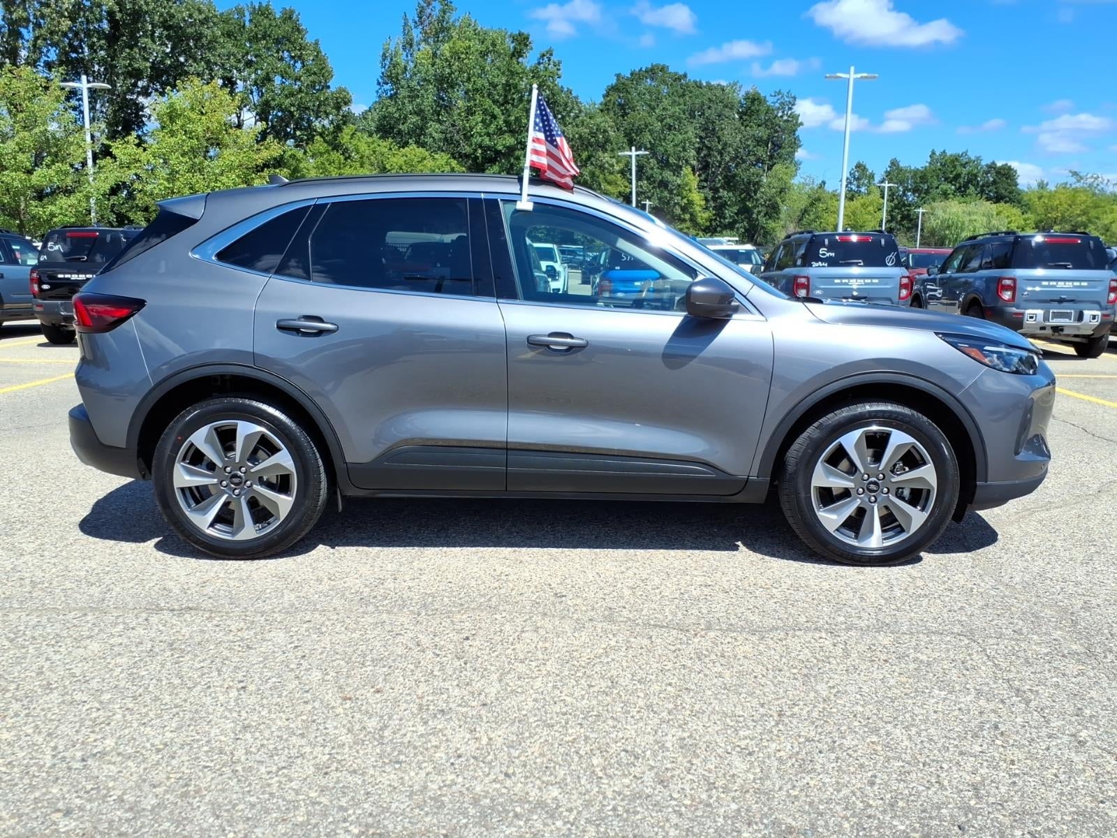 2024 Ford Escape Platinum