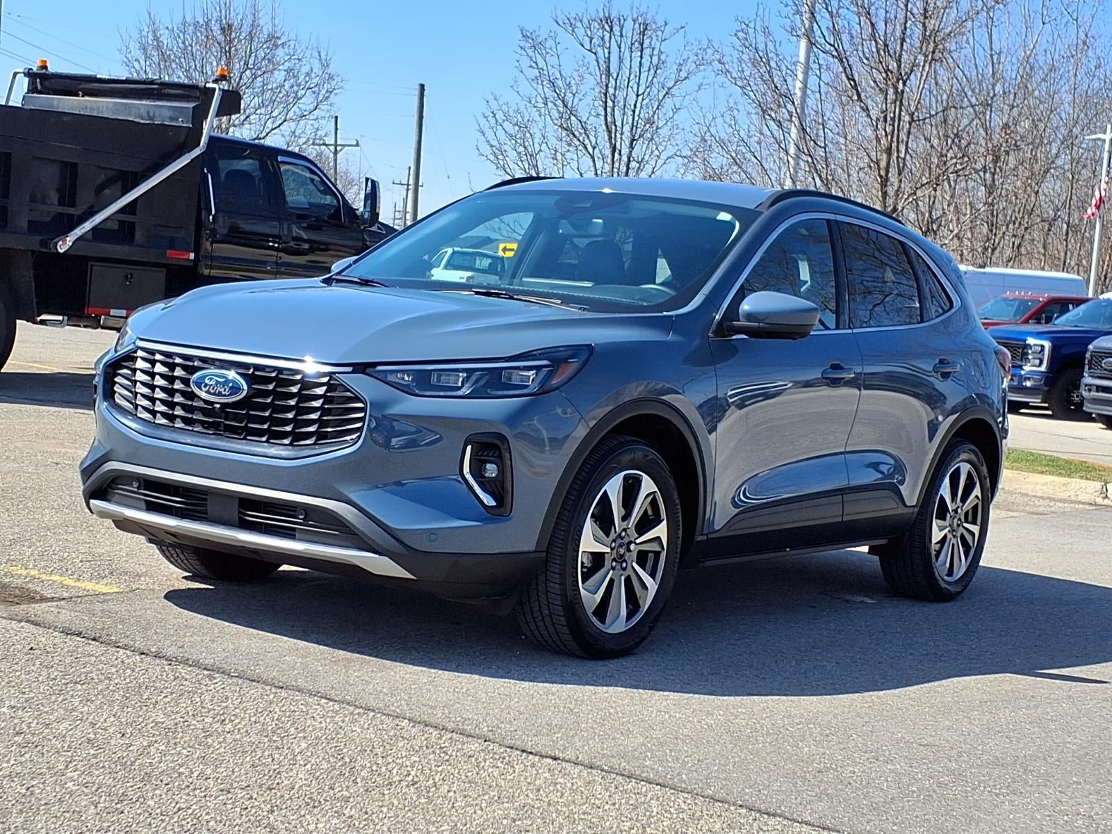 2023 Ford Escape Platinum