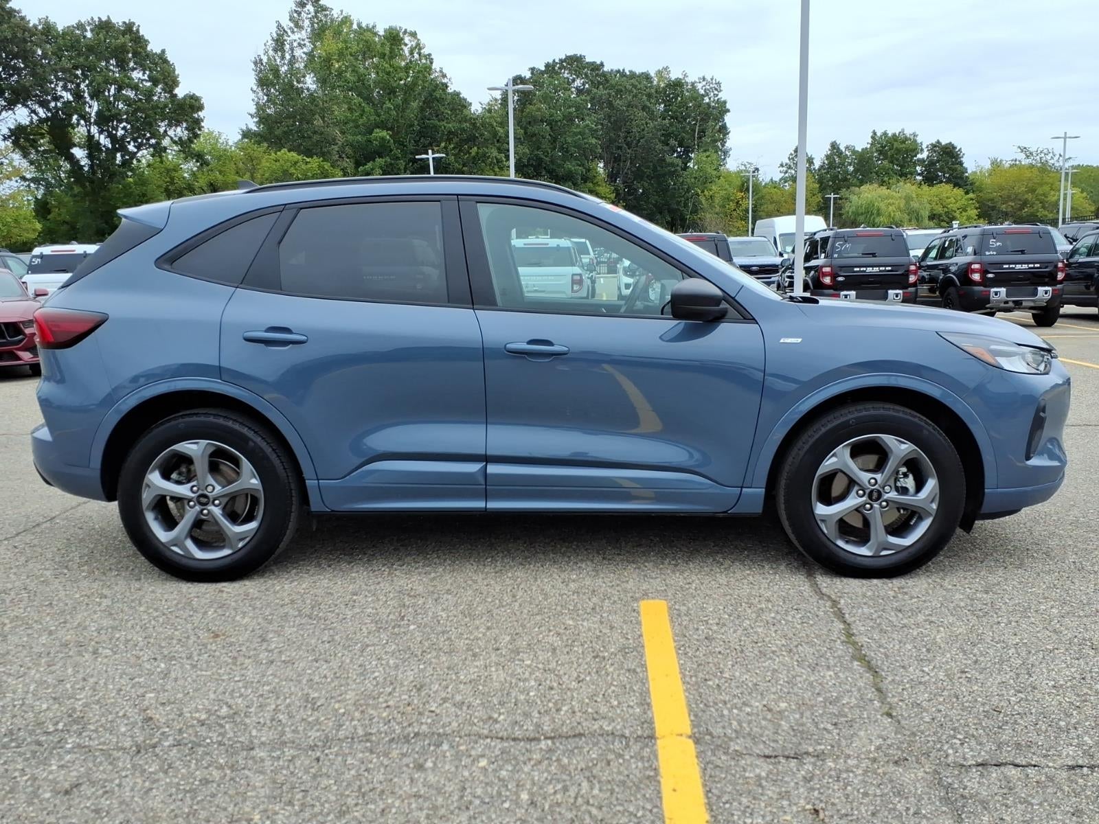 2024 Ford Escape AWD ST-Line 4dr SUV