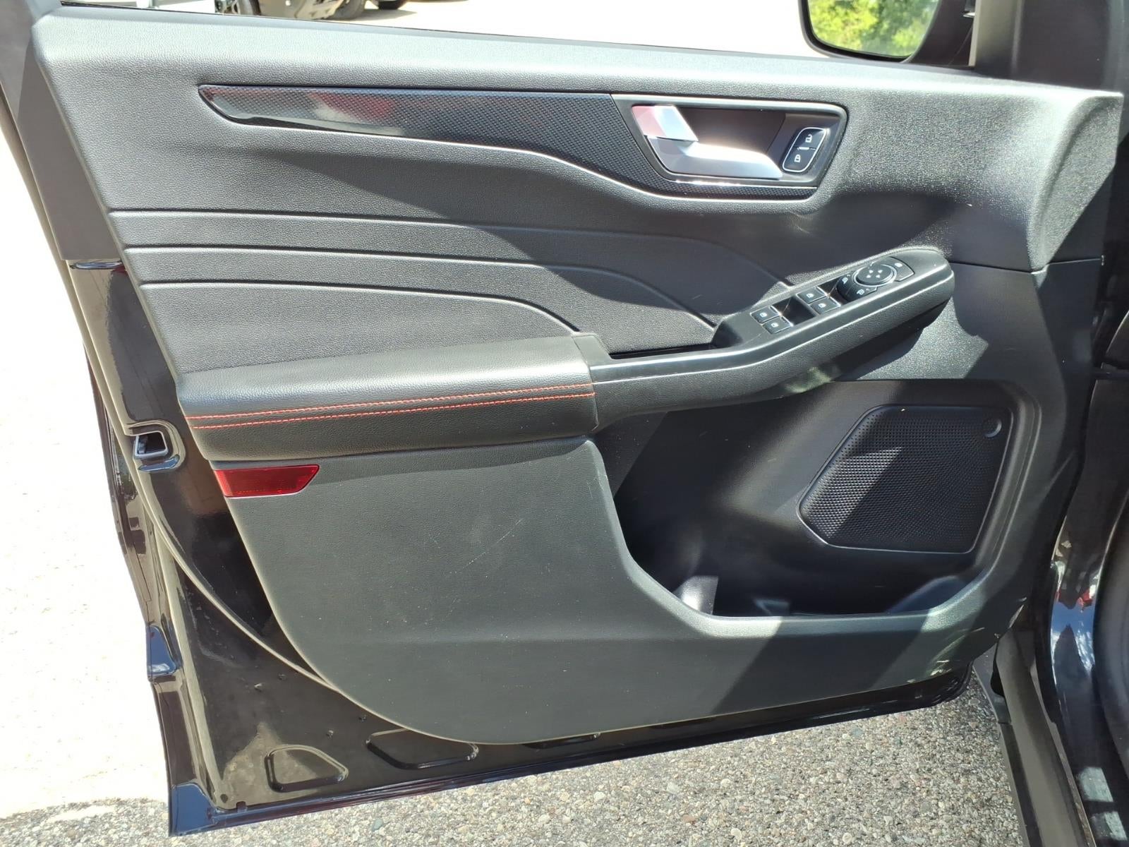 2026 Ford Escape AWD ST-Line 4dr SUV