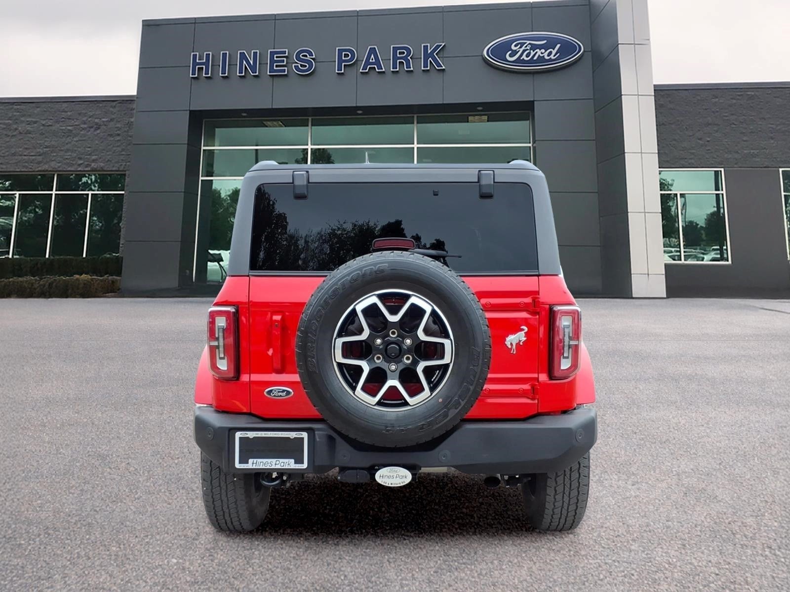 2022 Ford Bronco 4x4 Outer Banks 2dr SUV