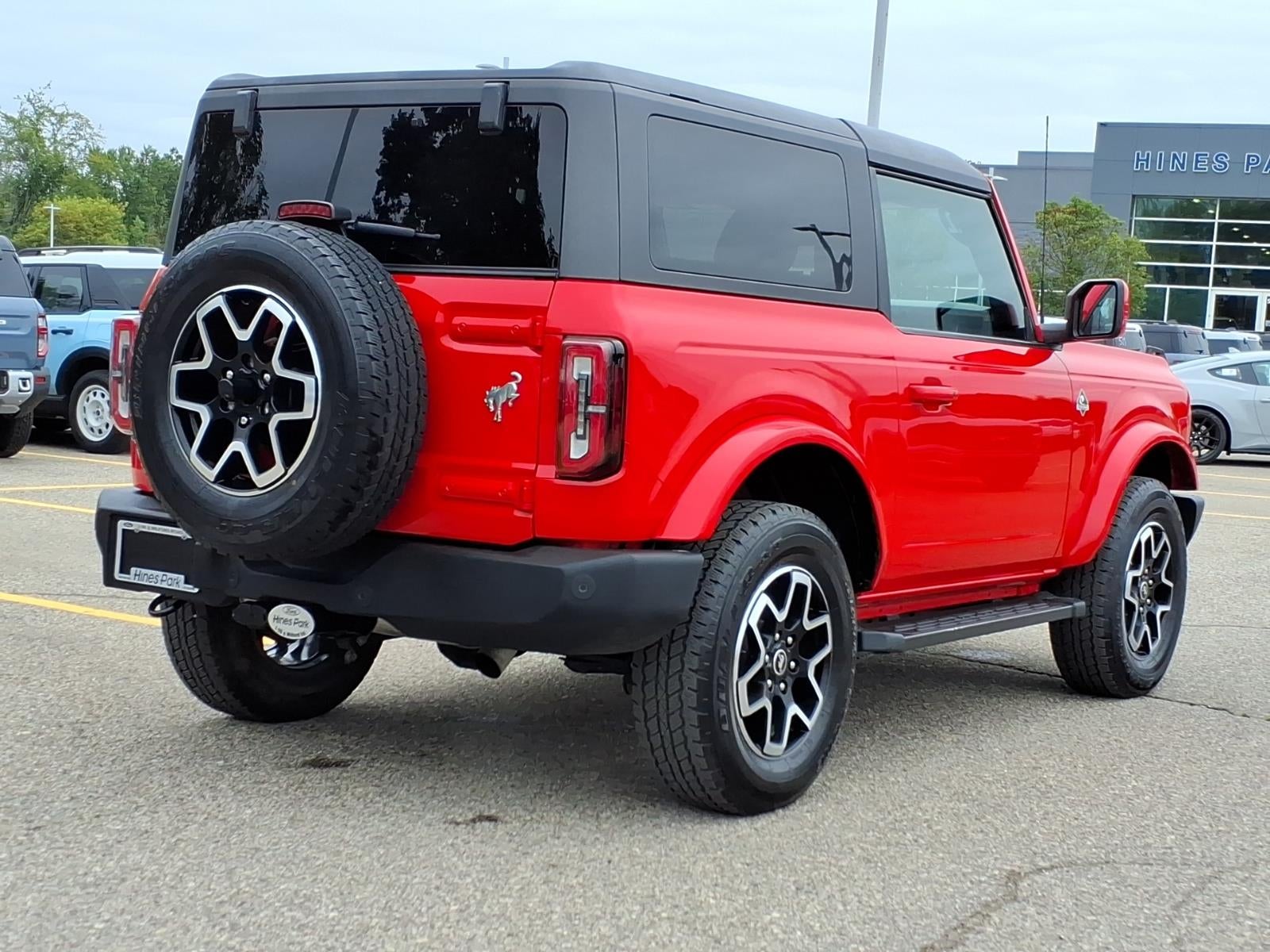 2022 Ford Bronco 4x4 Outer Banks 2dr SUV