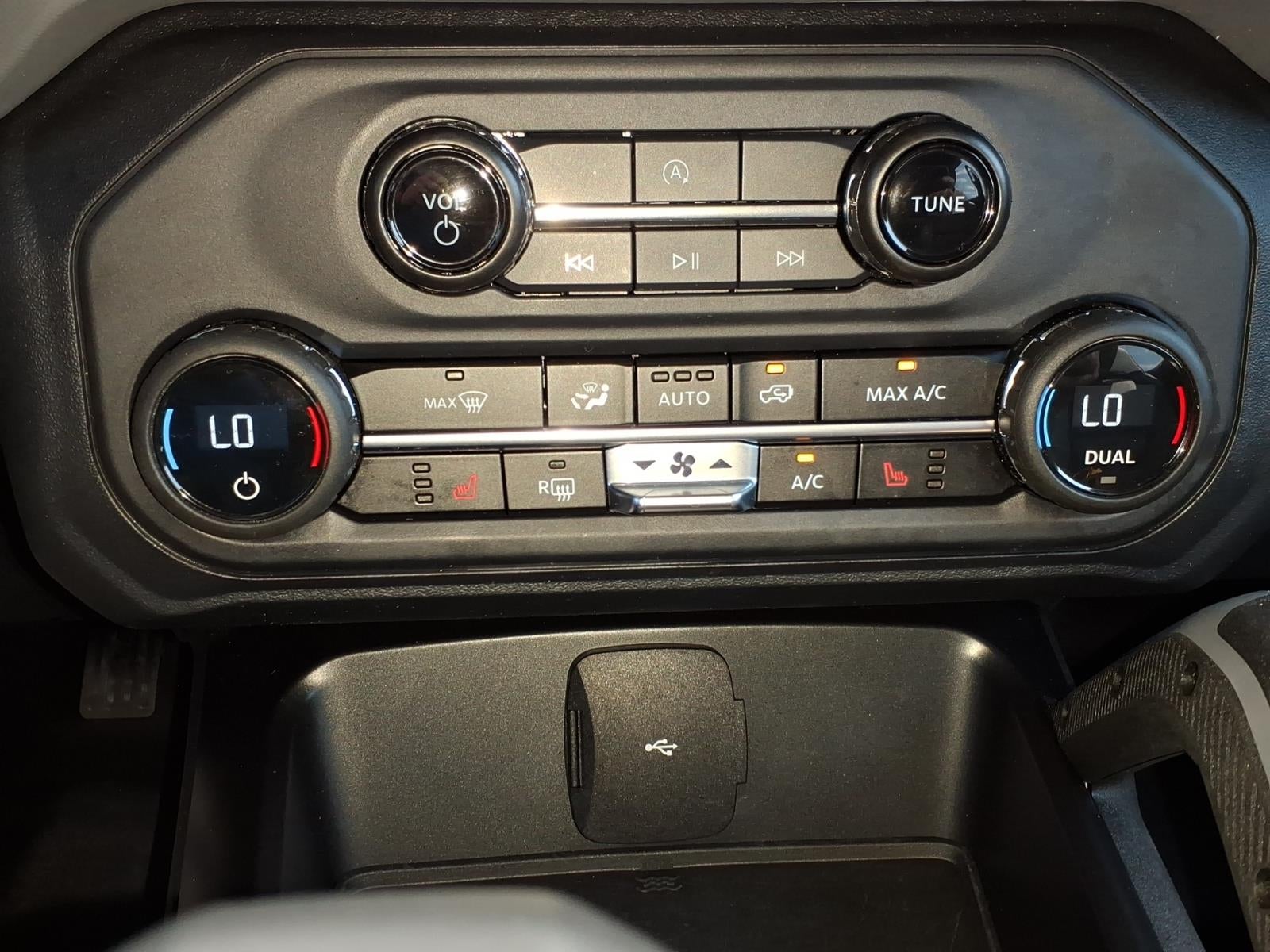2024 Ford Bronco 4x4 Big Bend 4dr SUV