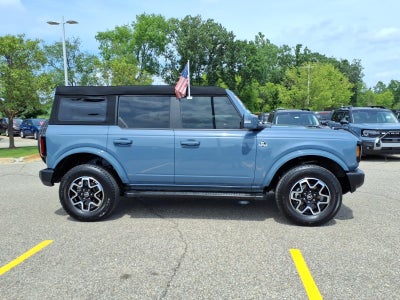 2024 Ford Bronco 4x4 Outer Banks 4dr SUV