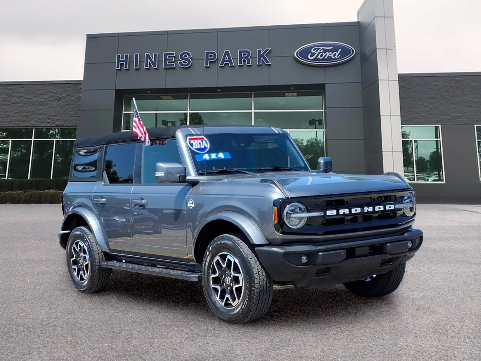 2024 Ford Bronco 4x4 Outer Banks 4dr SUV