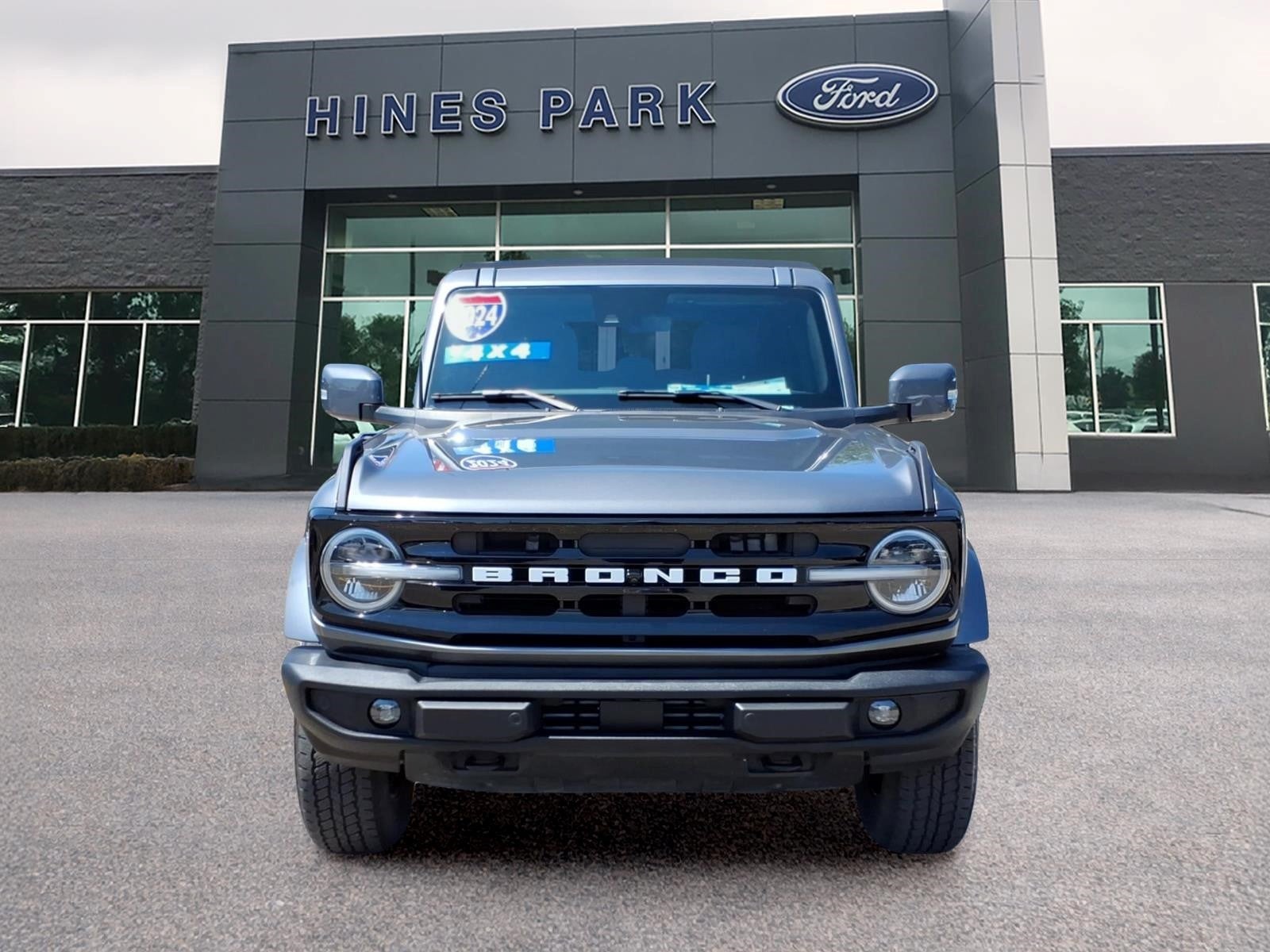 2024 Ford Bronco 4x4 Outer Banks 4dr SUV
