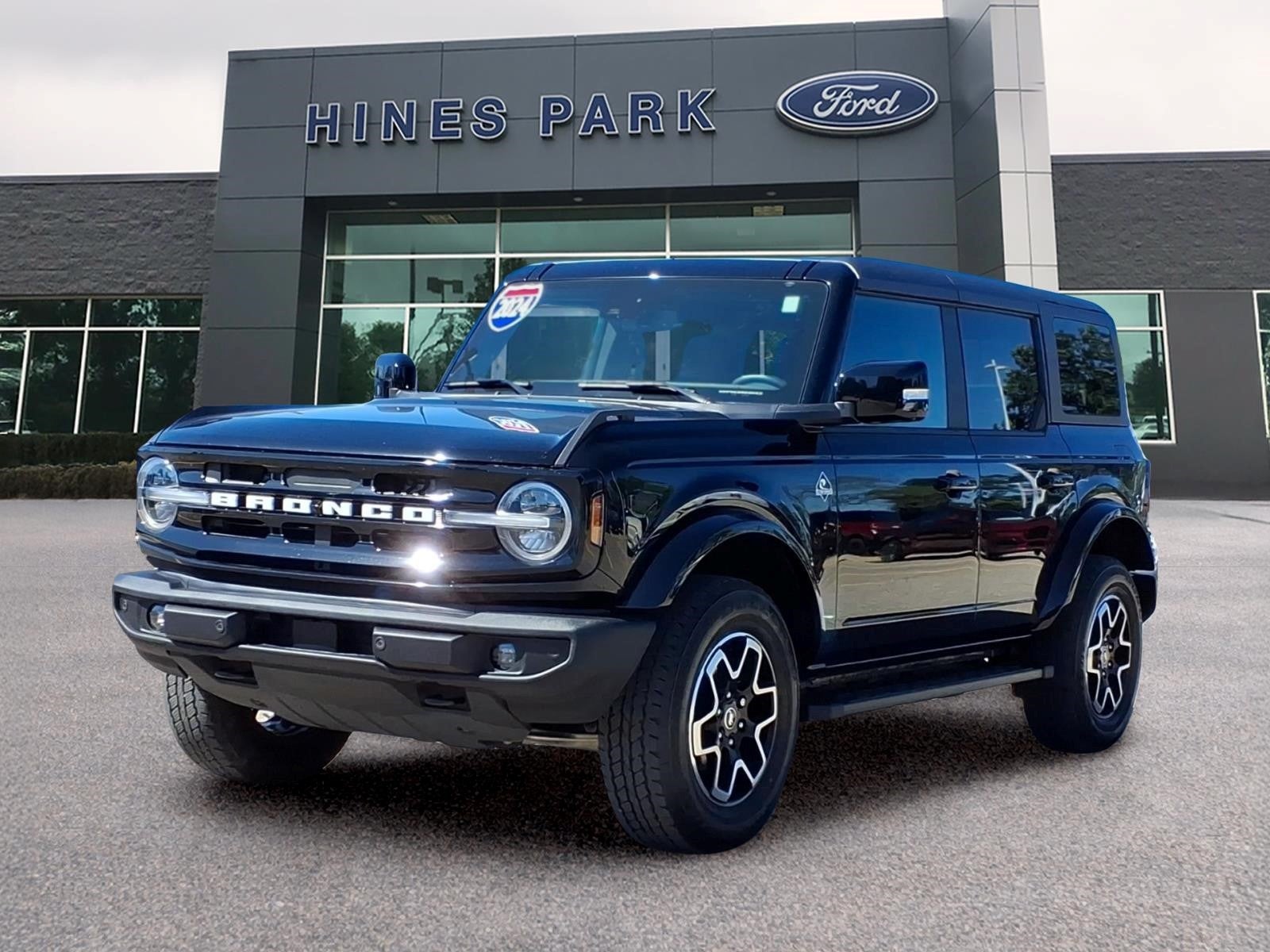 2024 Ford Bronco 4x4 Outer Banks 4dr SUV