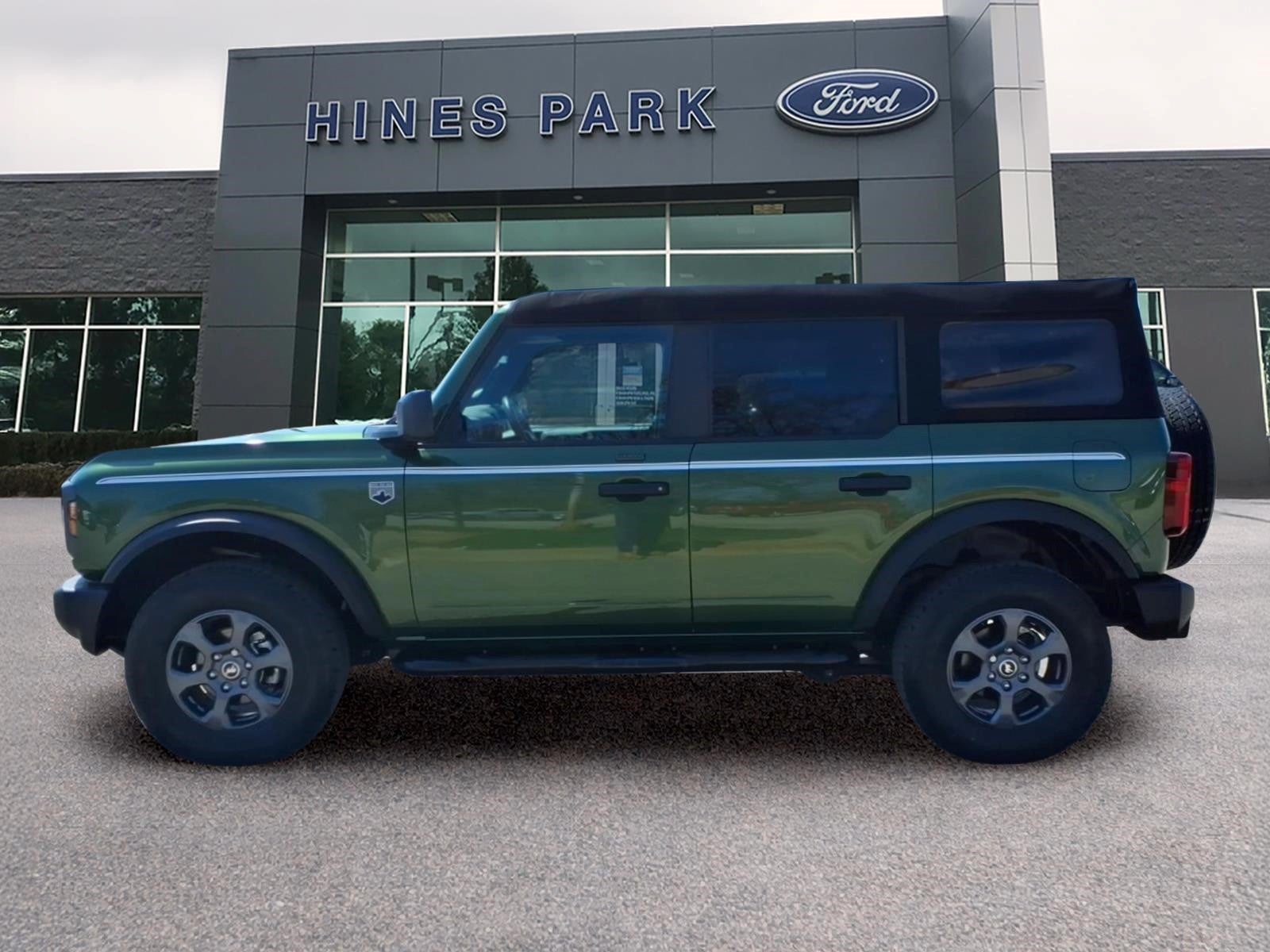 2023 Ford Bronco Base