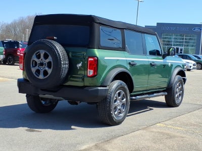 2023 Ford Bronco Base