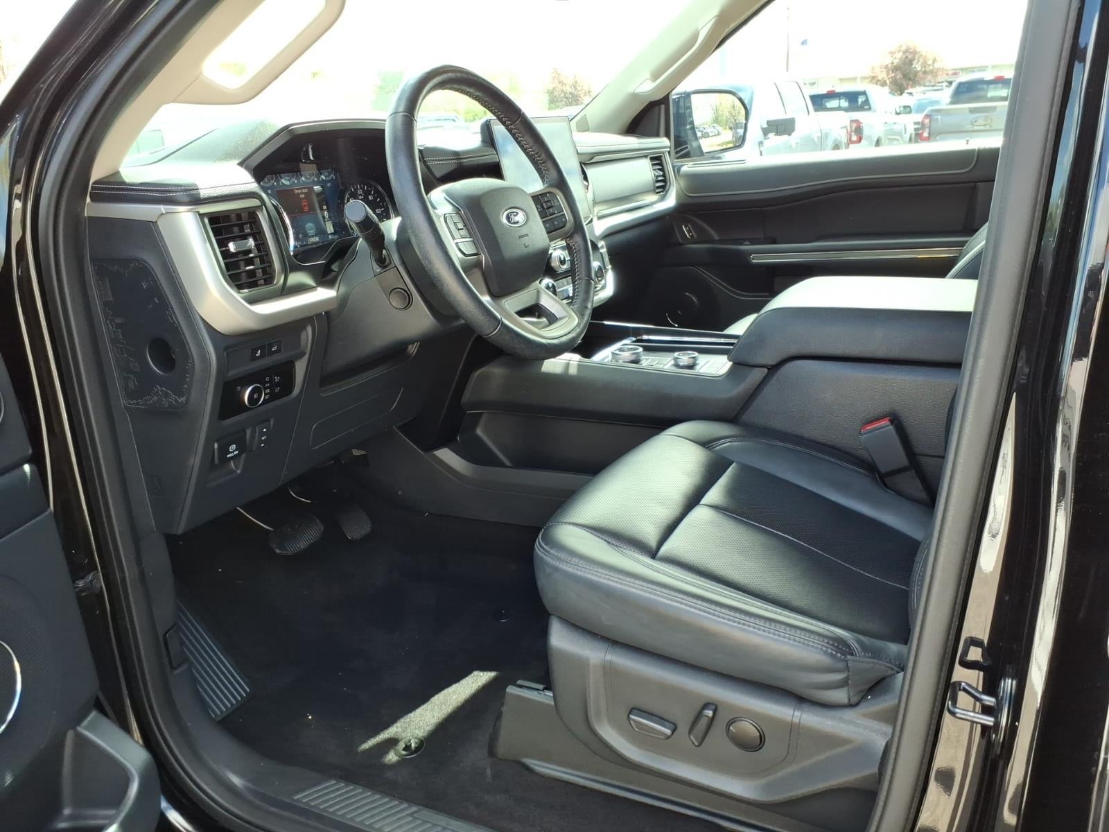 2023 Ford Expedition XLT