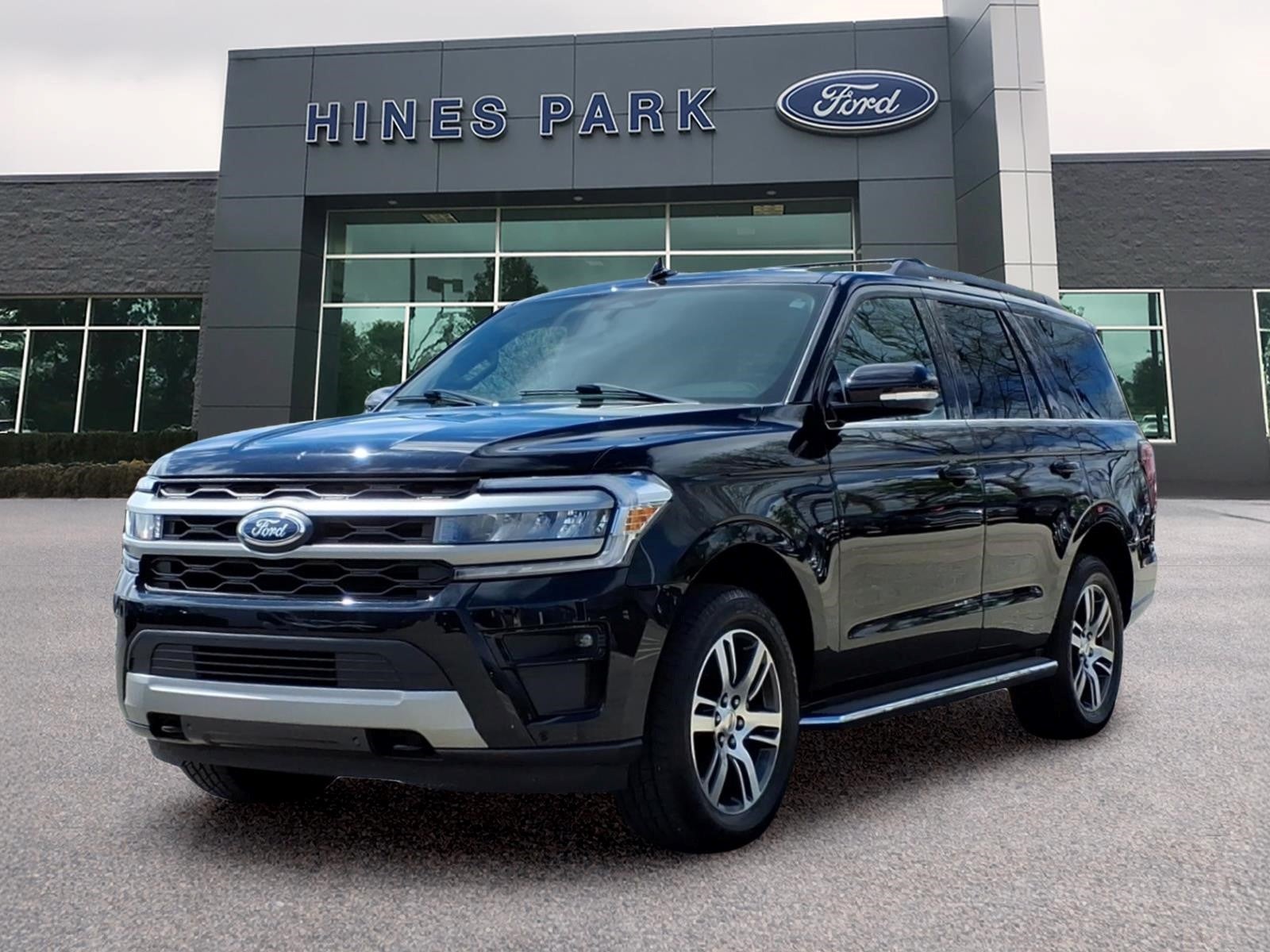 2023 Ford Expedition XLT