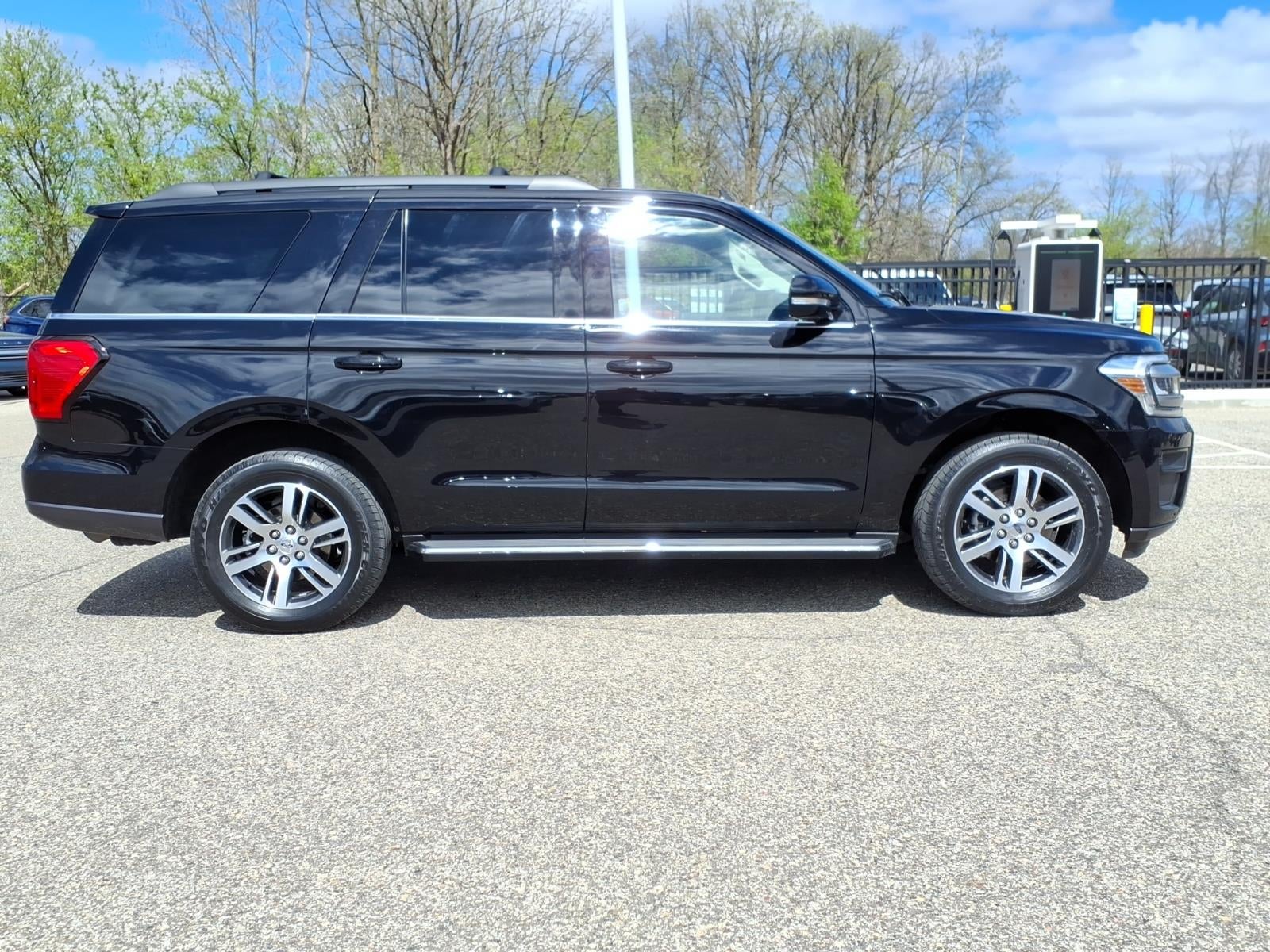 2023 Ford Expedition XLT