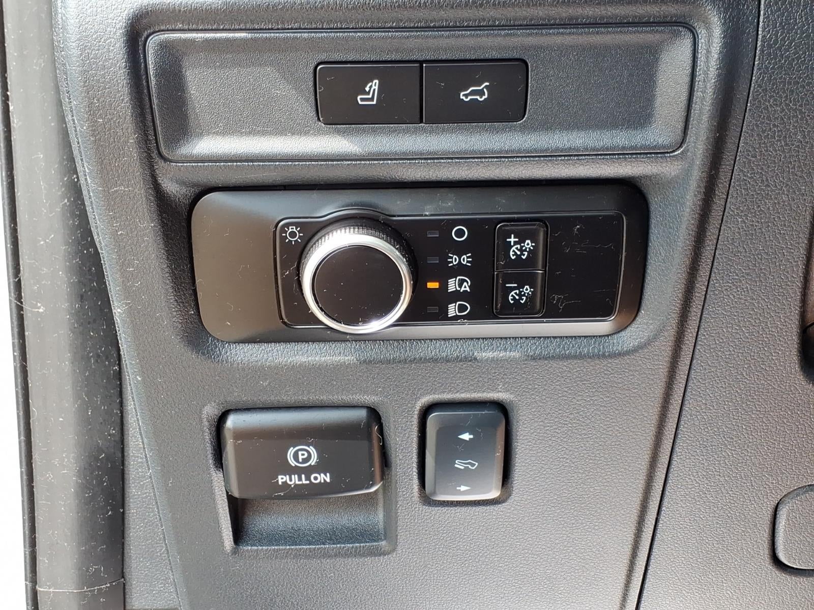 2024 Ford Expedition 4x4 XLT 4dr SUV