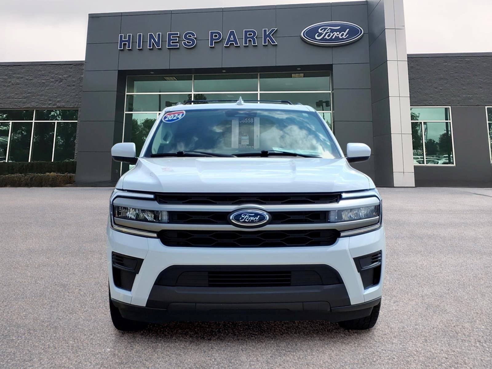 2024 Ford Expedition 4x4 XLT 4dr SUV