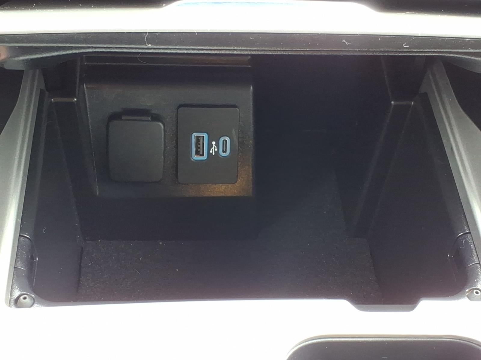 2024 Ford Explorer AWD XLT 4dr SUV