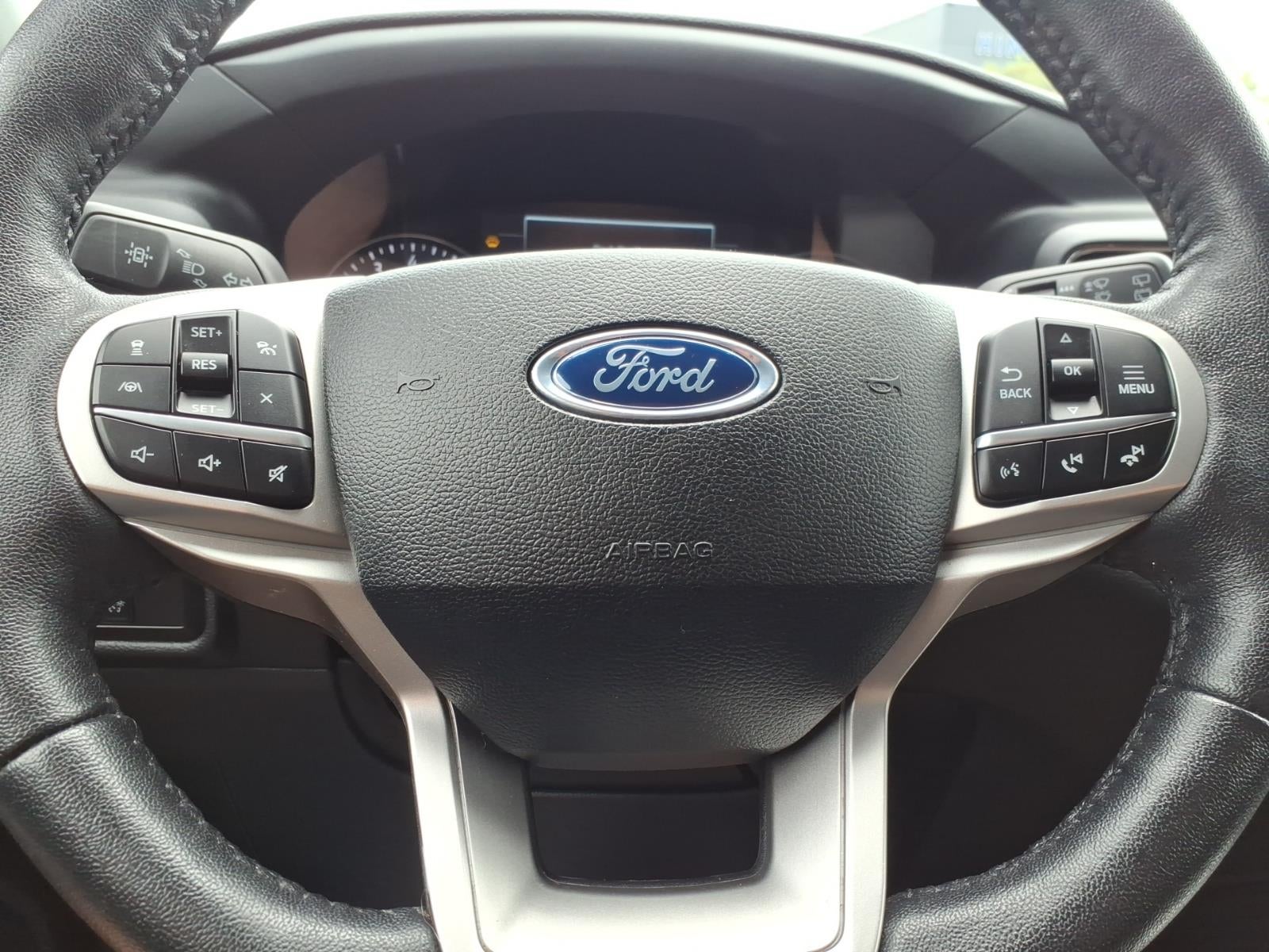 2024 Ford Explorer AWD XLT 4dr SUV