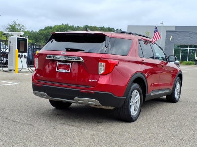 2024 Ford Explorer AWD XLT 4dr SUV