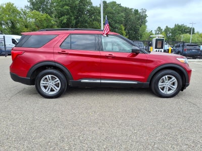 2024 Ford Explorer AWD XLT 4dr SUV
