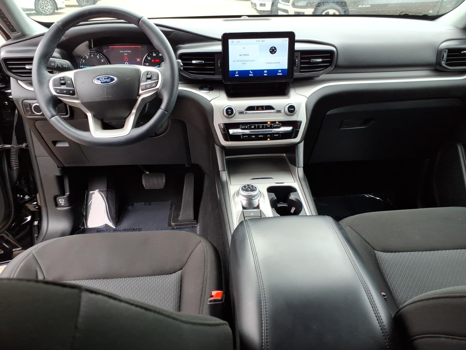 2023 Ford Explorer AWD XLT 4dr SUV