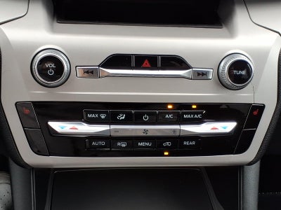 2023 Ford Explorer AWD XLT 4dr SUV