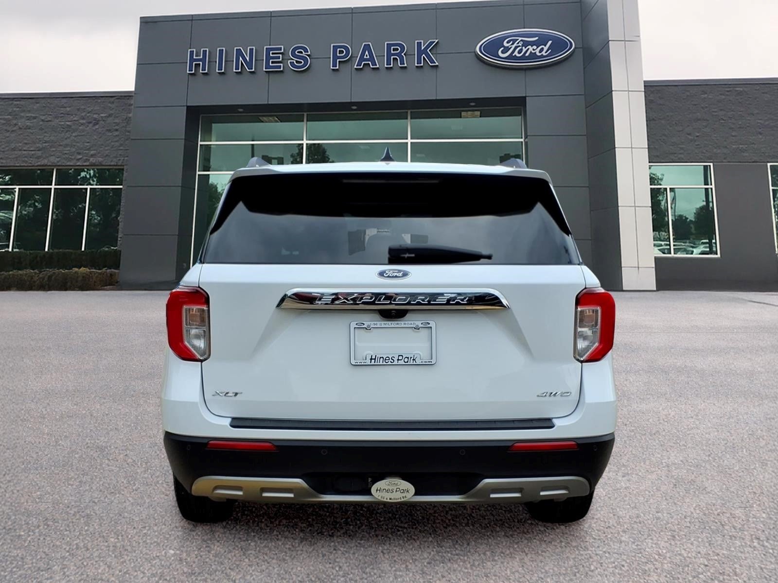 2021 Ford Explorer AWD XLT 4dr SUV