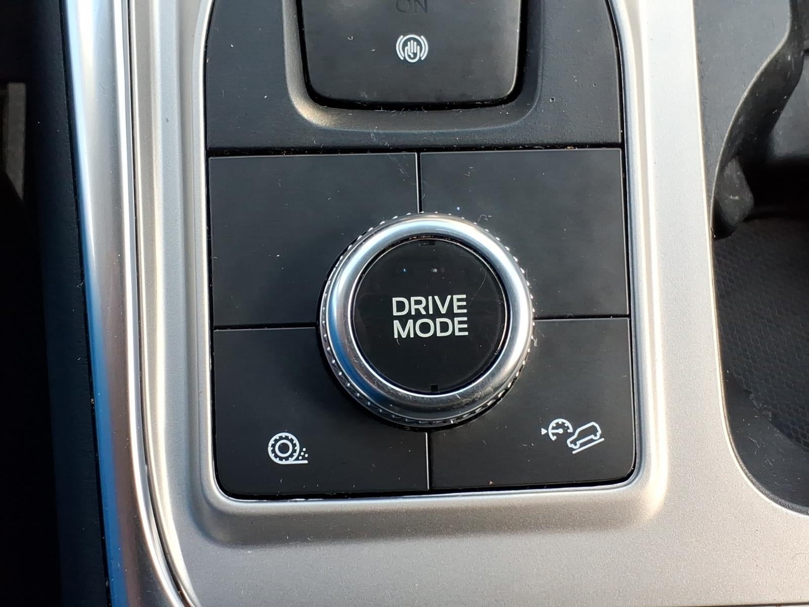 2023 Ford Explorer AWD XLT 4dr SUV