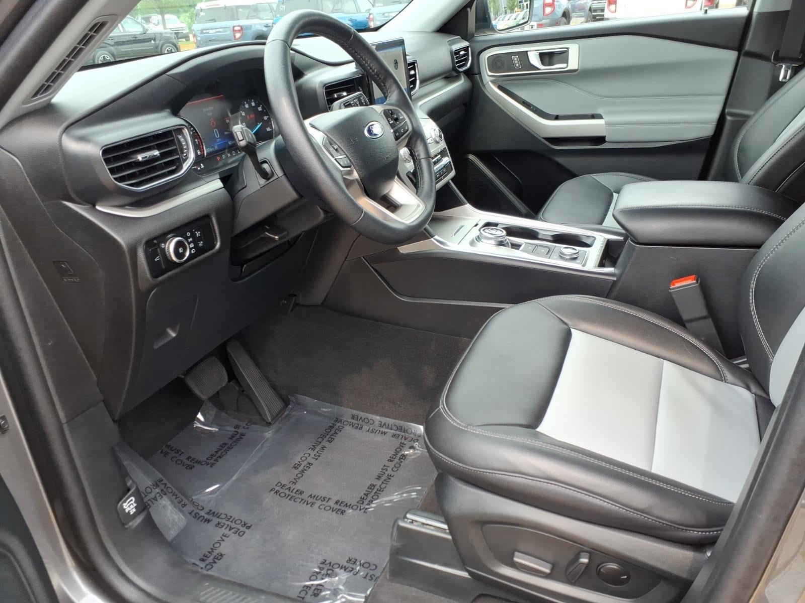 2024 Ford Explorer AWD XLT 4dr SUV