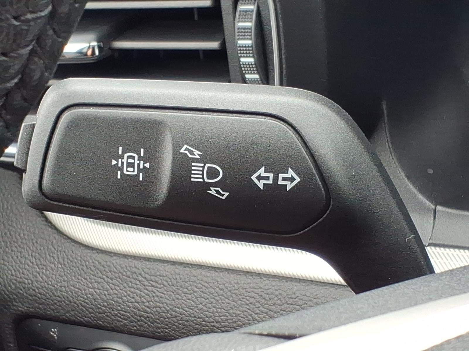 2024 Ford Explorer AWD XLT 4dr SUV
