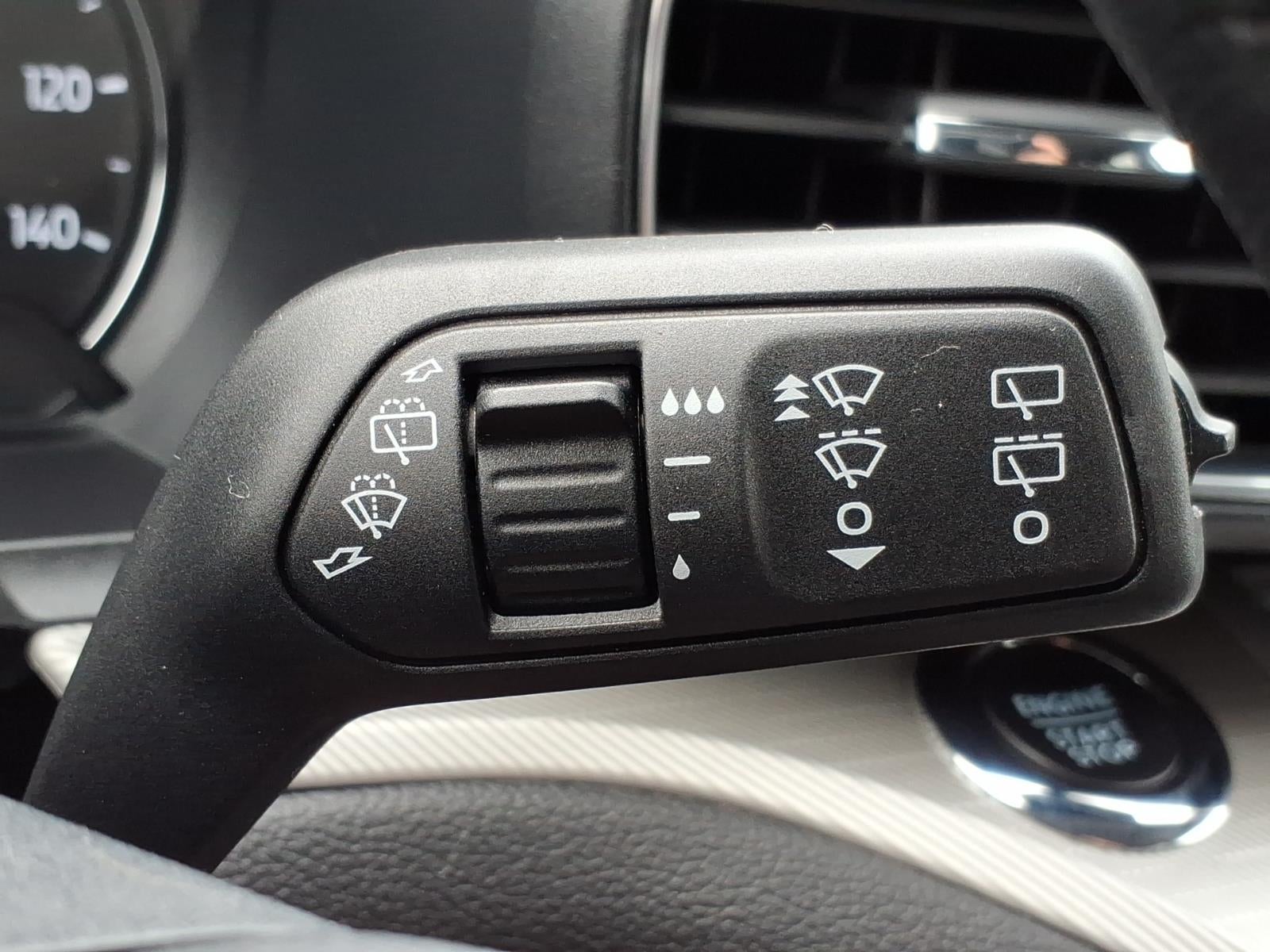2024 Ford Explorer AWD XLT 4dr SUV