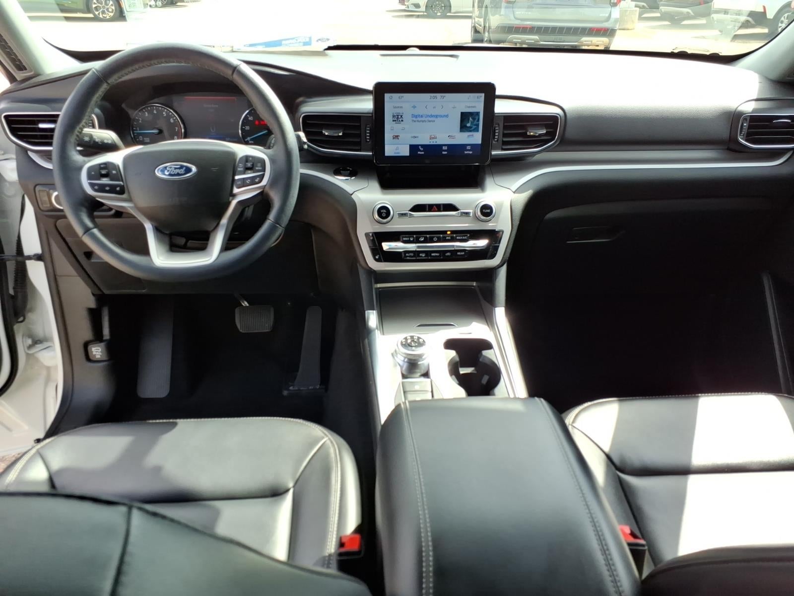 2023 Ford Explorer AWD XLT 4dr SUV