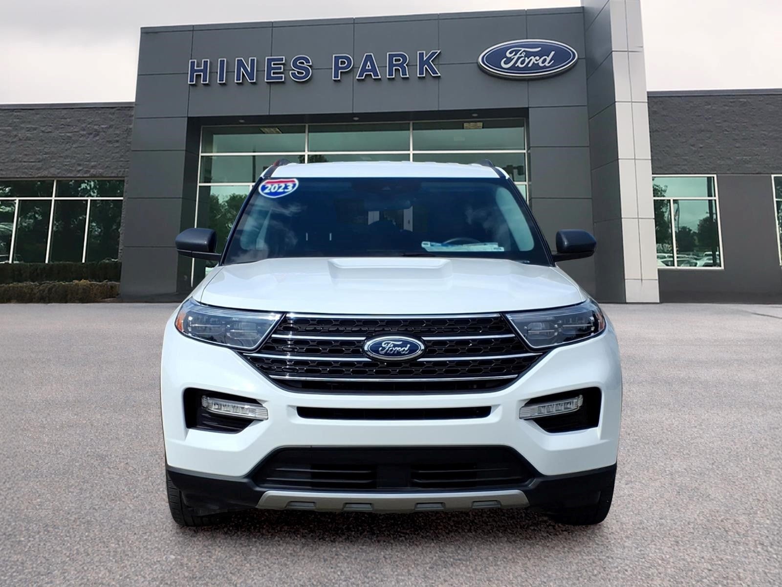 2023 Ford Explorer AWD XLT 4dr SUV