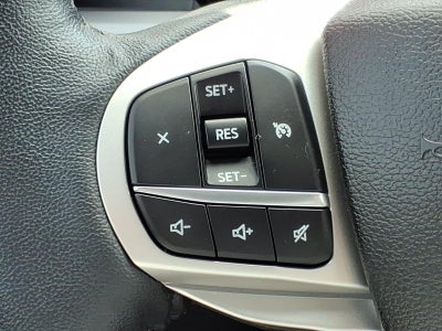 2023 Ford Explorer AWD XLT 4dr SUV