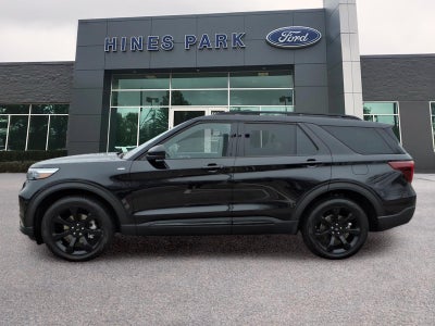 2023 Ford Explorer ST-Line