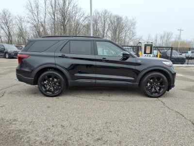 2023 Ford Explorer ST-Line