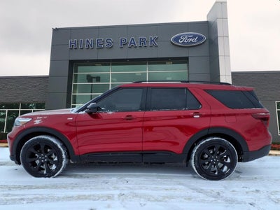 2022 Ford Explorer ST-Line