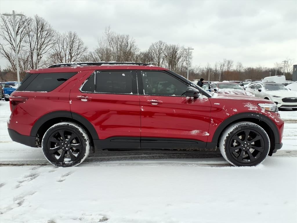 2022 Ford Explorer ST-Line