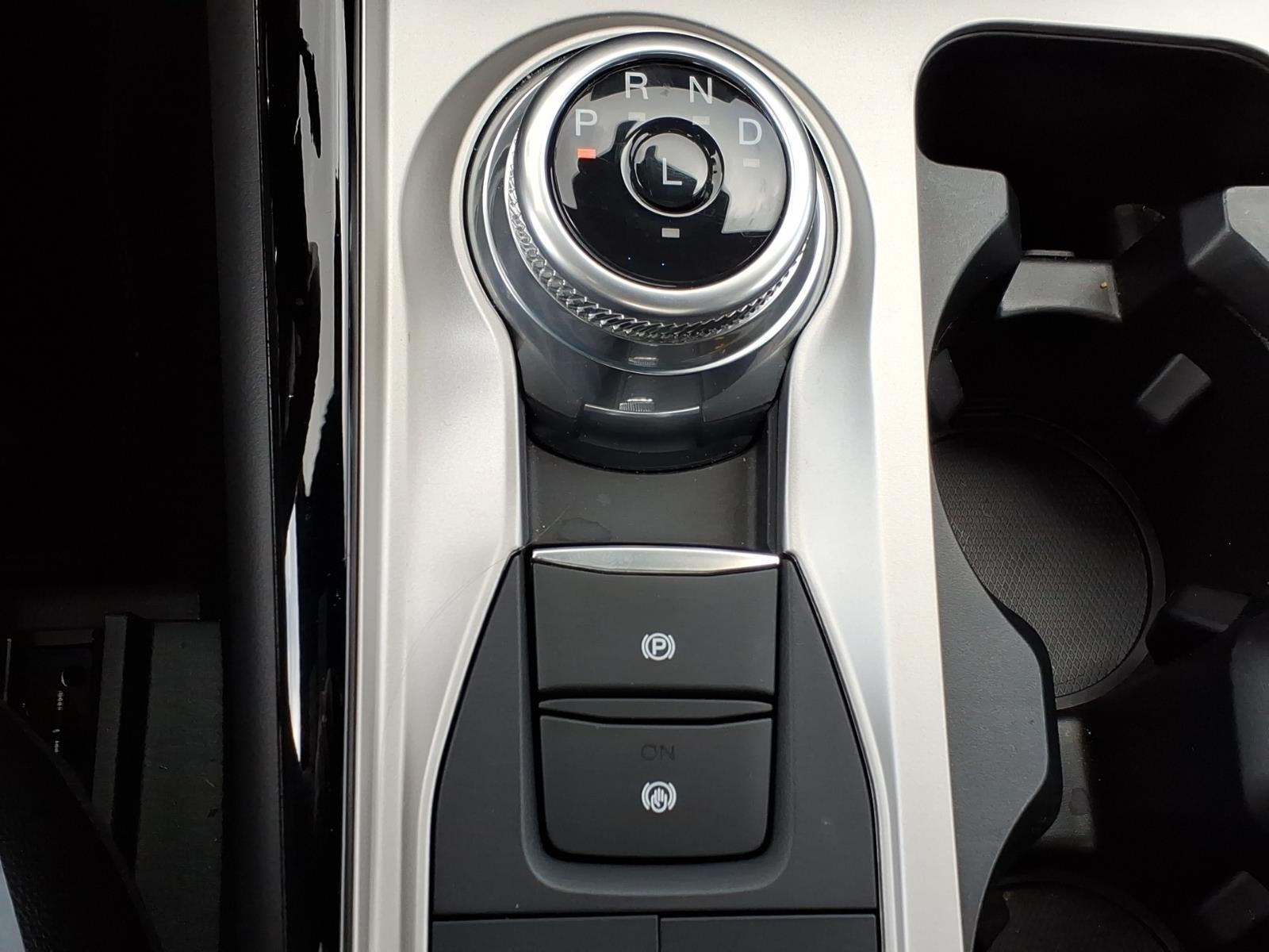 2024 Ford Explorer ST-Line