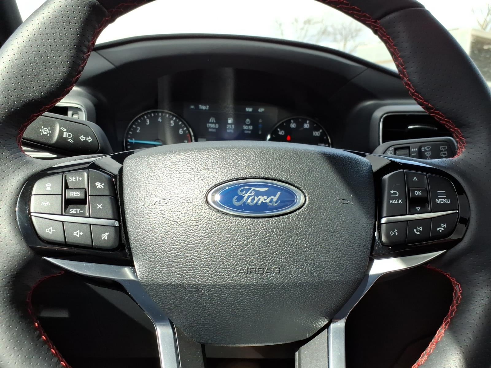 2024 Ford Explorer ST-Line