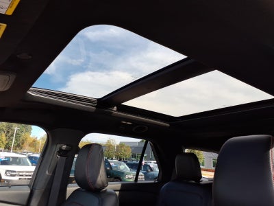 2023 Ford Explorer AWD ST-Line 4dr SUV