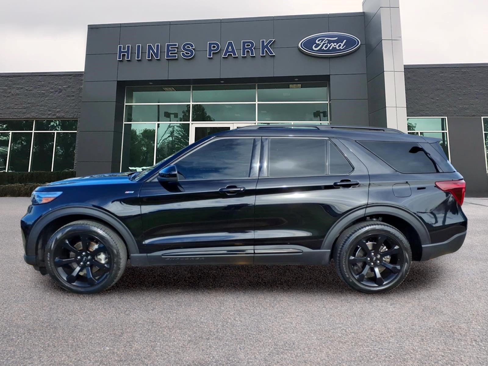 2023 Ford Explorer AWD ST-Line 4dr SUV
