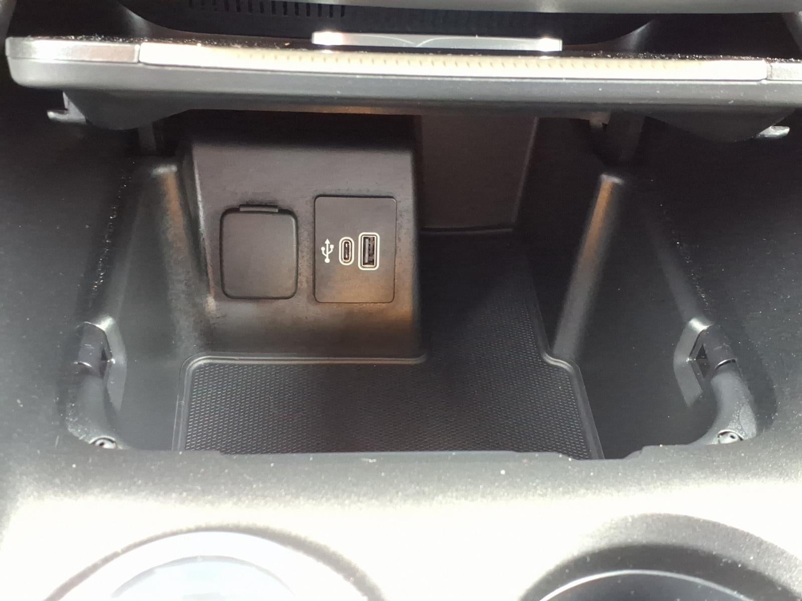 2025 Ford Explorer AWD Active 4dr SUV