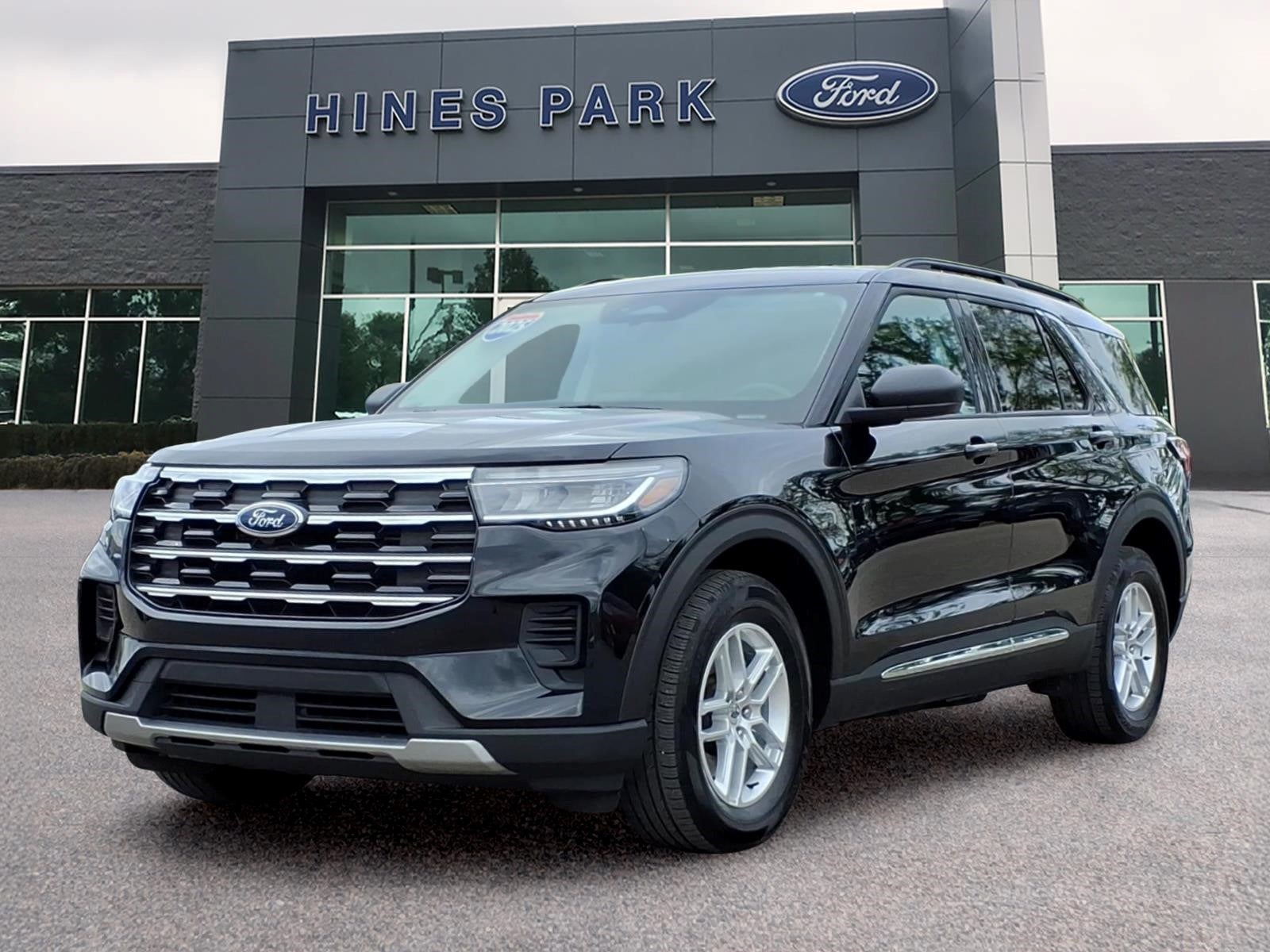 2025 Ford Explorer AWD Active 4dr SUV