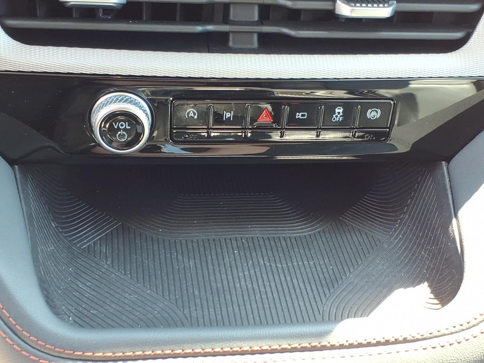 2025 Ford Explorer AWD Active 4dr SUV