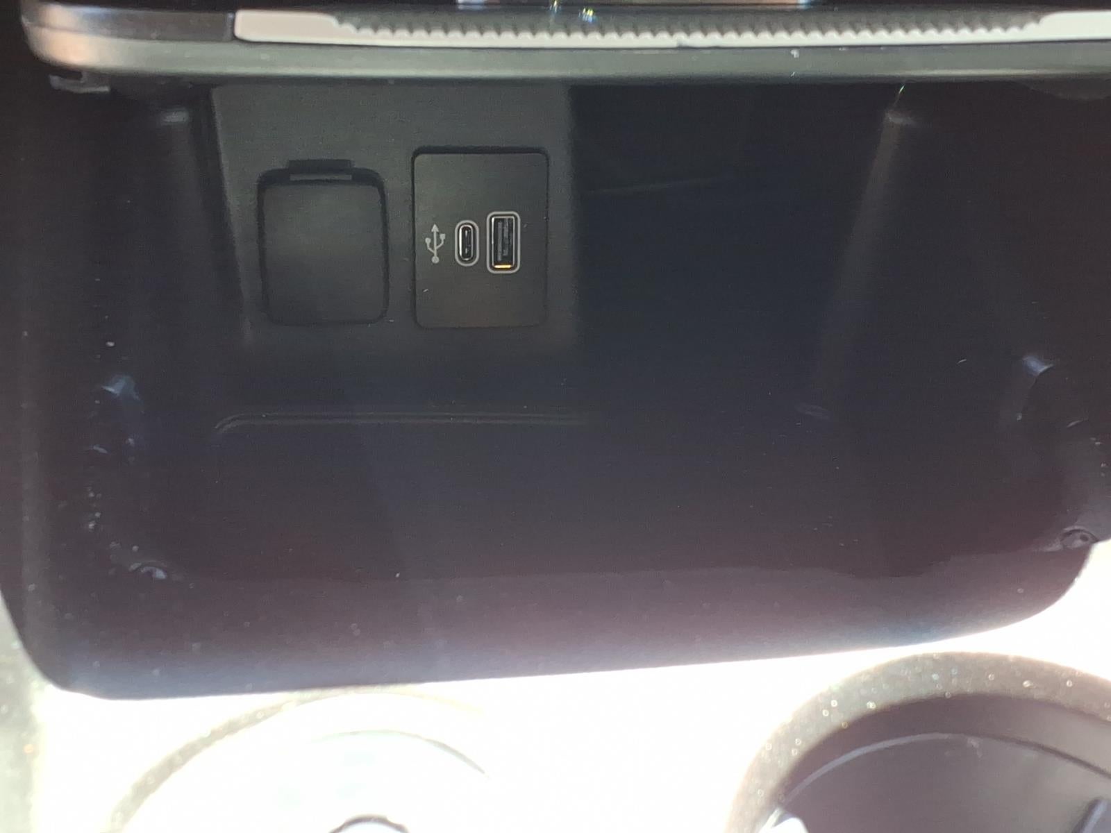 2025 Ford Explorer AWD Active 4dr SUV