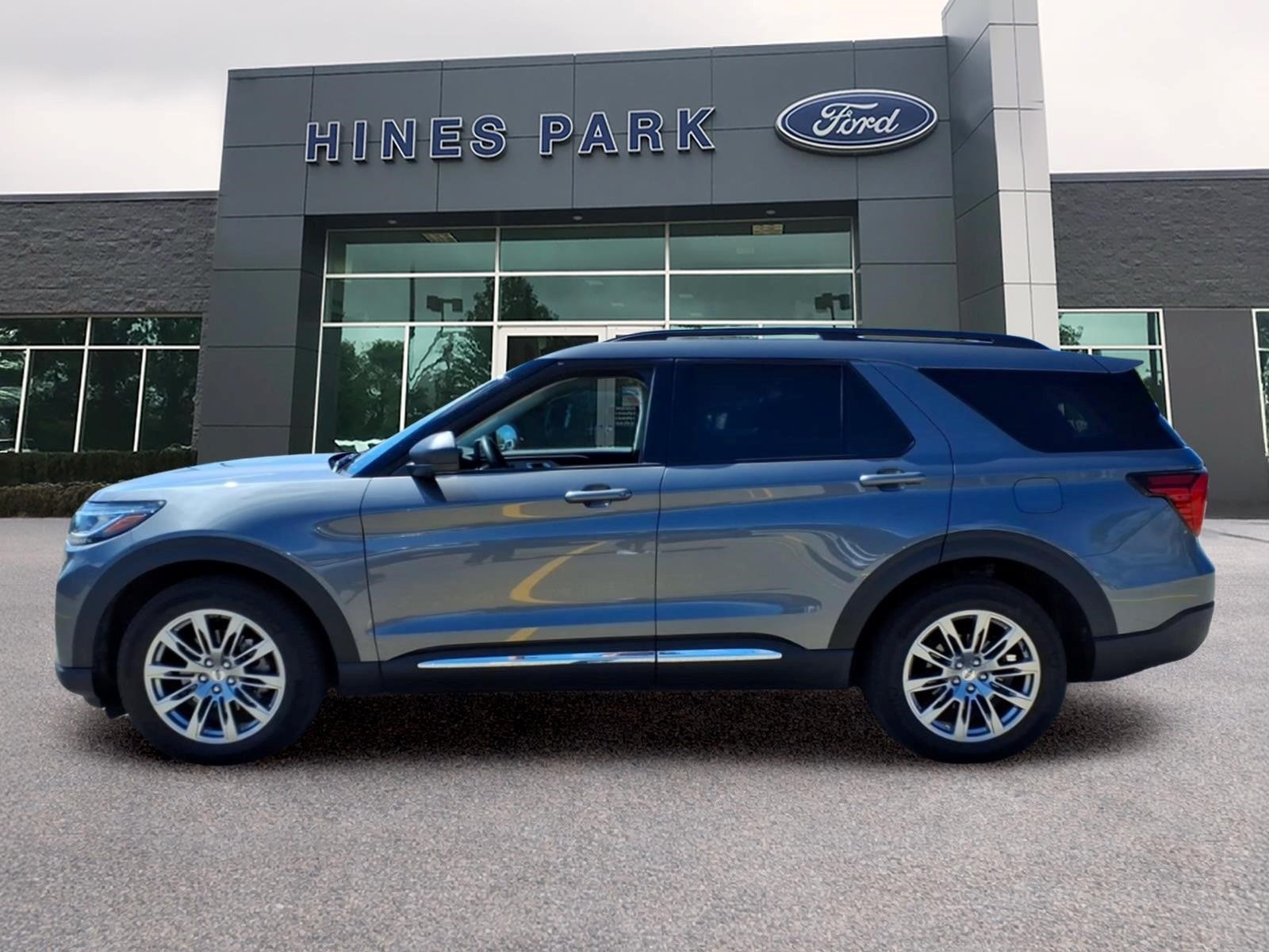2025 Ford Explorer AWD Active 4dr SUV