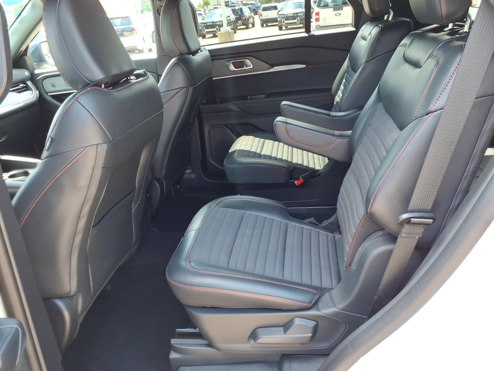 2025 Ford Explorer AWD ST-Line 4dr SUV