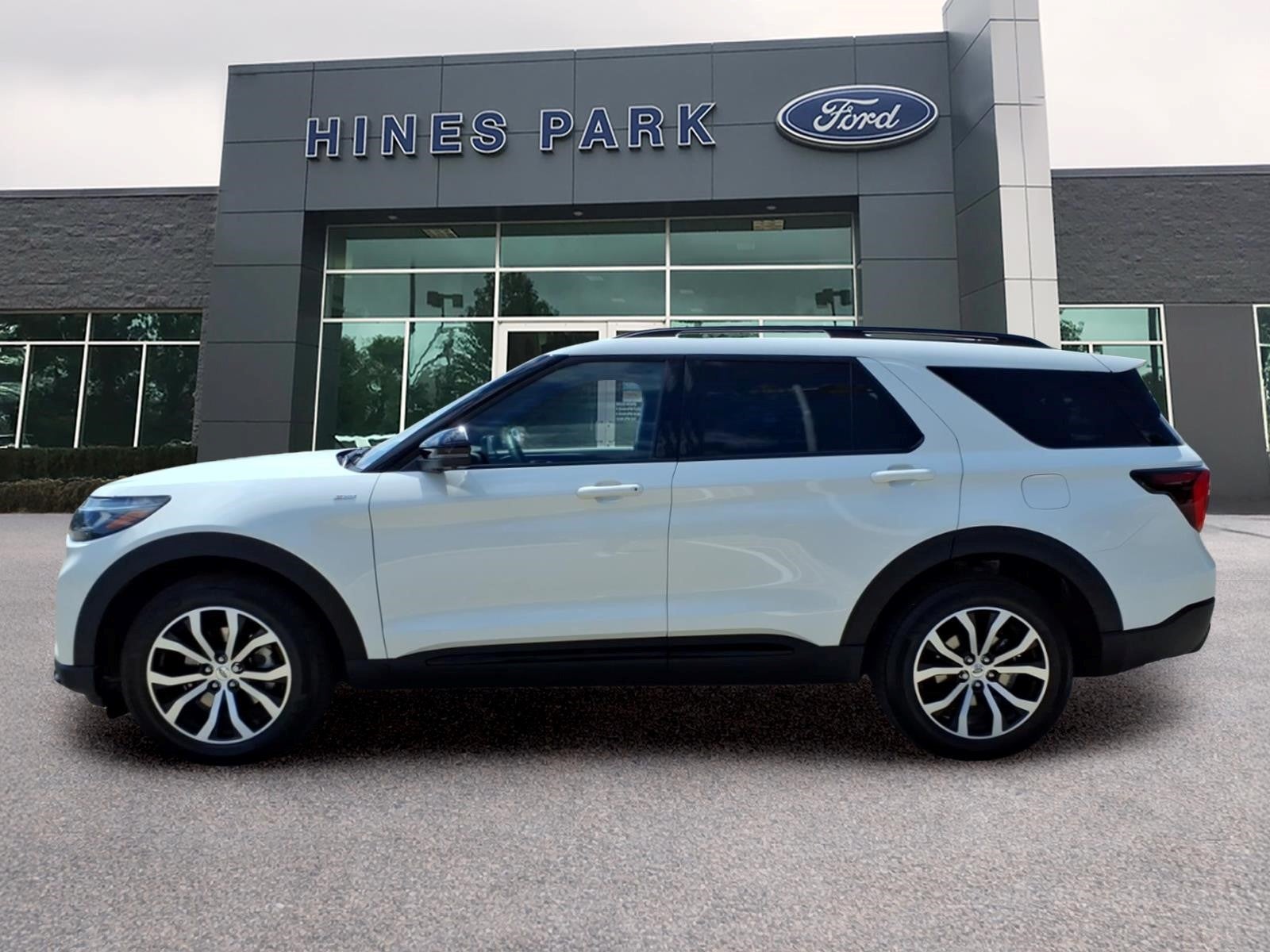 2025 Ford Explorer AWD ST-Line 4dr SUV